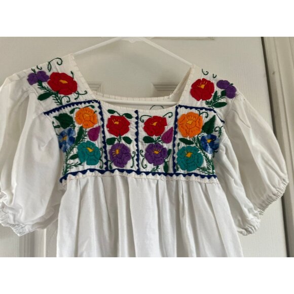 Vintage 1970's Handmade Hand Embroidered Floral Dress Tlaquepaque Mexico Size Sm - Picture 7 of 9